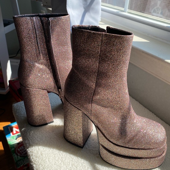 Steve Madden Glitter booties - Picture 4 of 8